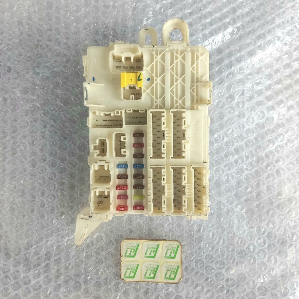 Fuse Box Sekring Fuse Box Dalam Innova Bensin Old Original Copotan Bergaransi
