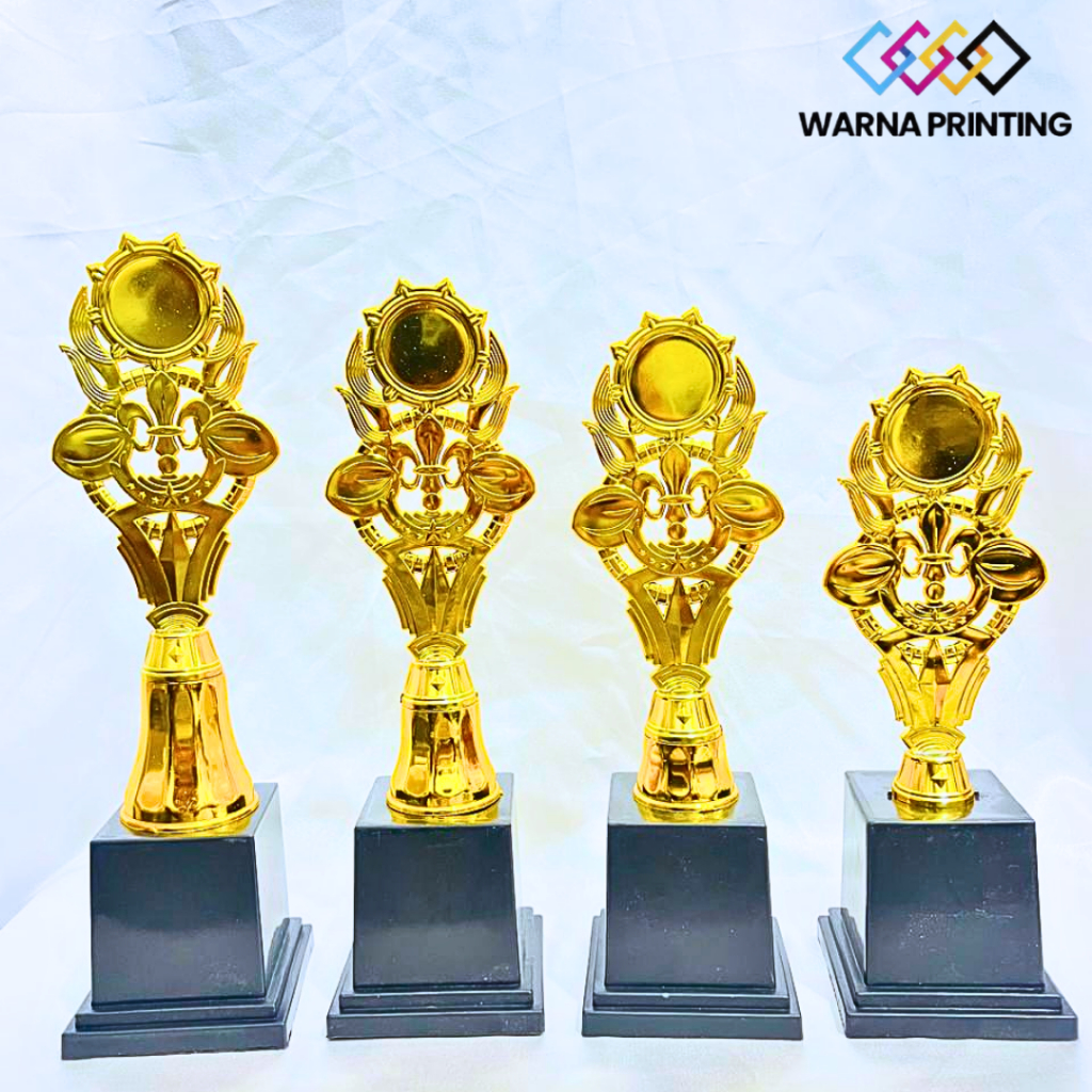 Piala 1 Set isi 4 Figur Pramuka Terbaru Tinggi 30-38 cm Free Custom Tulisan & Logo