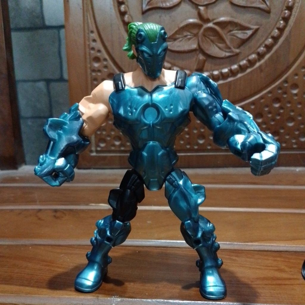 Marvel Super Hero Mashers Whiplash Figure second