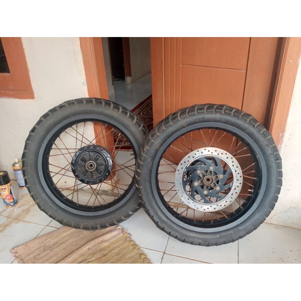 velg pelk velk wheelset trail supermoto gambot R17 merk Vrossi Kulit jeruk ex Yamaha Scorpio bisa bu