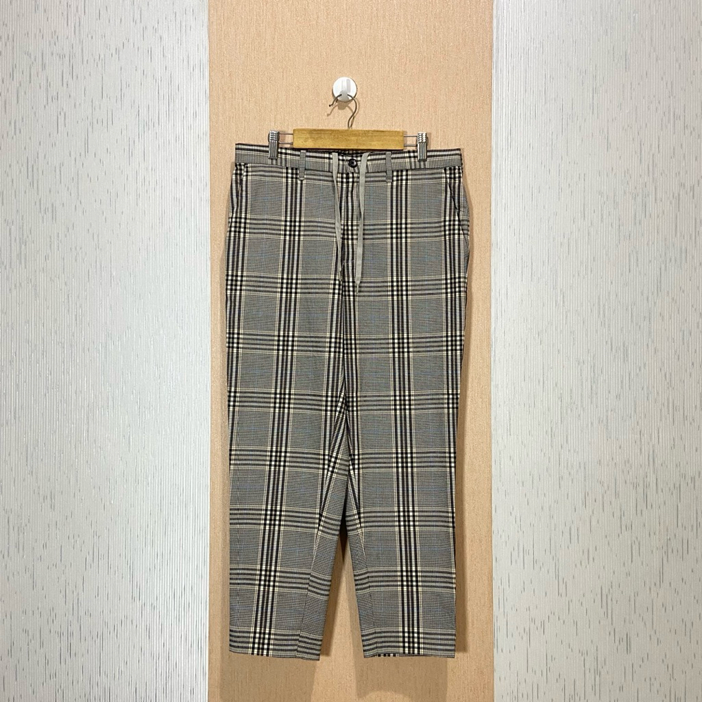 Ankle Pants Tartan GU by UNIQLO / Celana Panjang Pria & Wanita / JP447 / Size 30-31