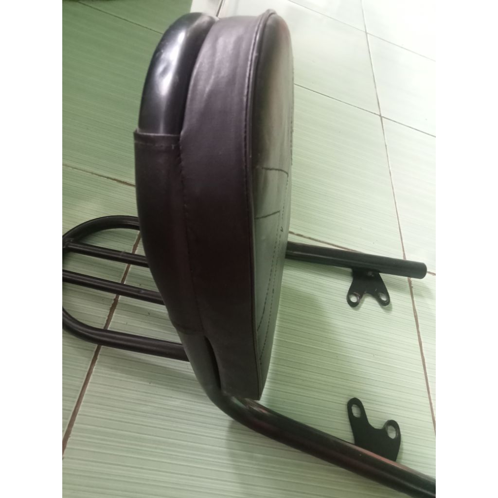 sandaran jok motor beat