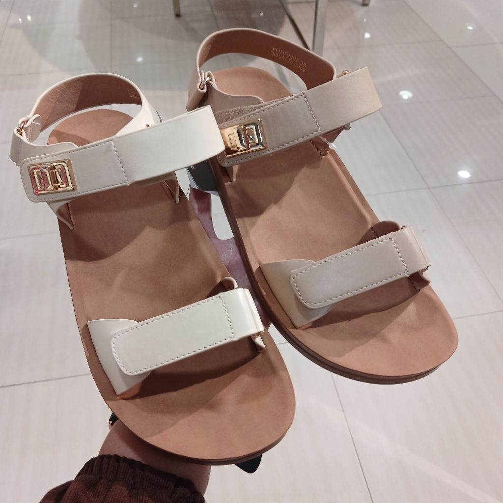 sandal tali wanita slingback ST.YVES ori dari matahari