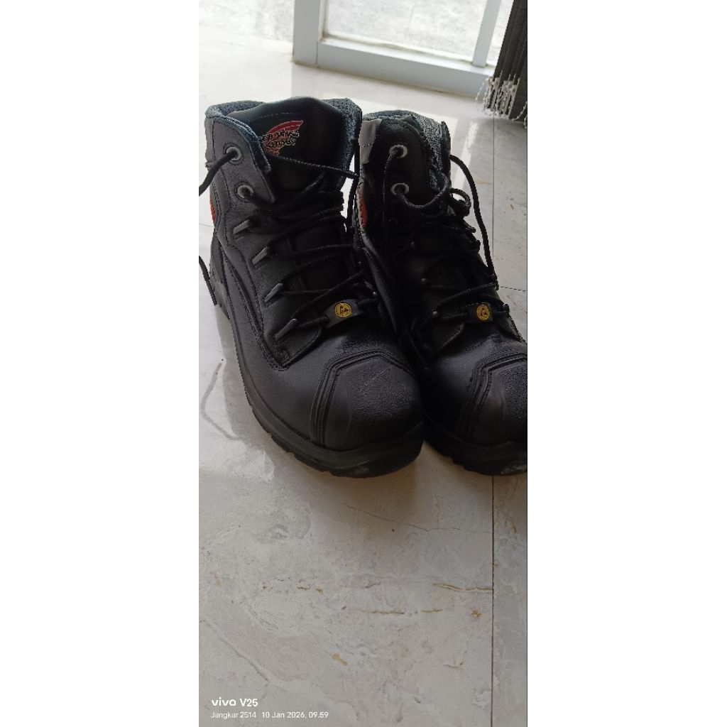 Sepatu Safety Redwing Original ukuran 40