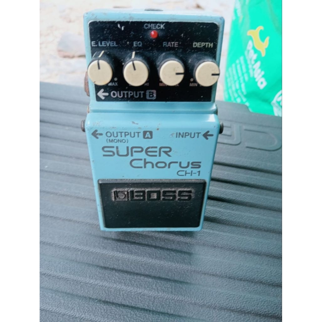 efek gitar & pedalboard Boss bcb60