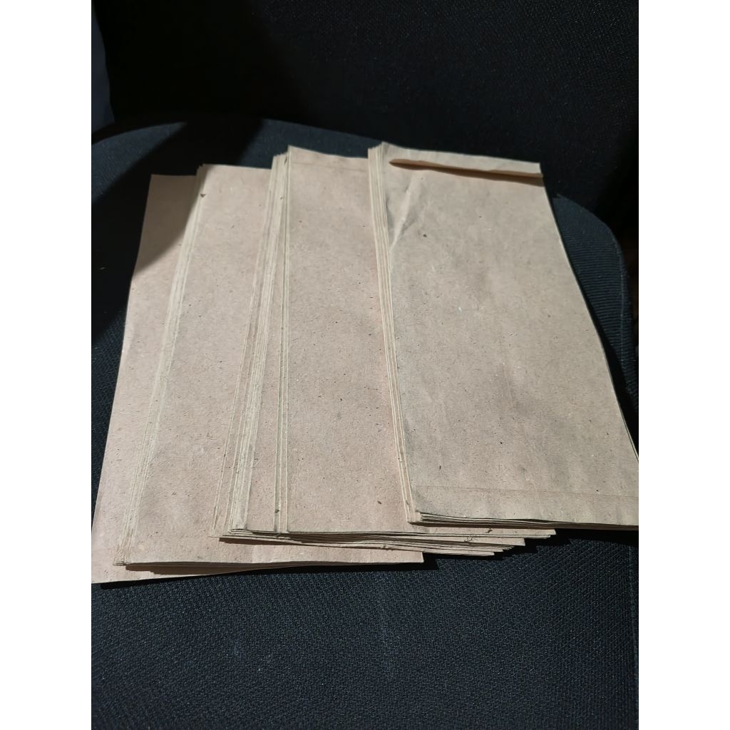 Amplop Coklat Sedang  28 x  12 cm Barang Baru Stok Lama Pembelian Minimal  5 buah