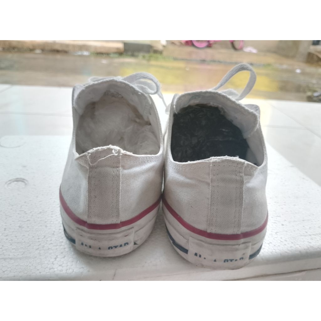 Converse Chuck Taylor All Star low top putih