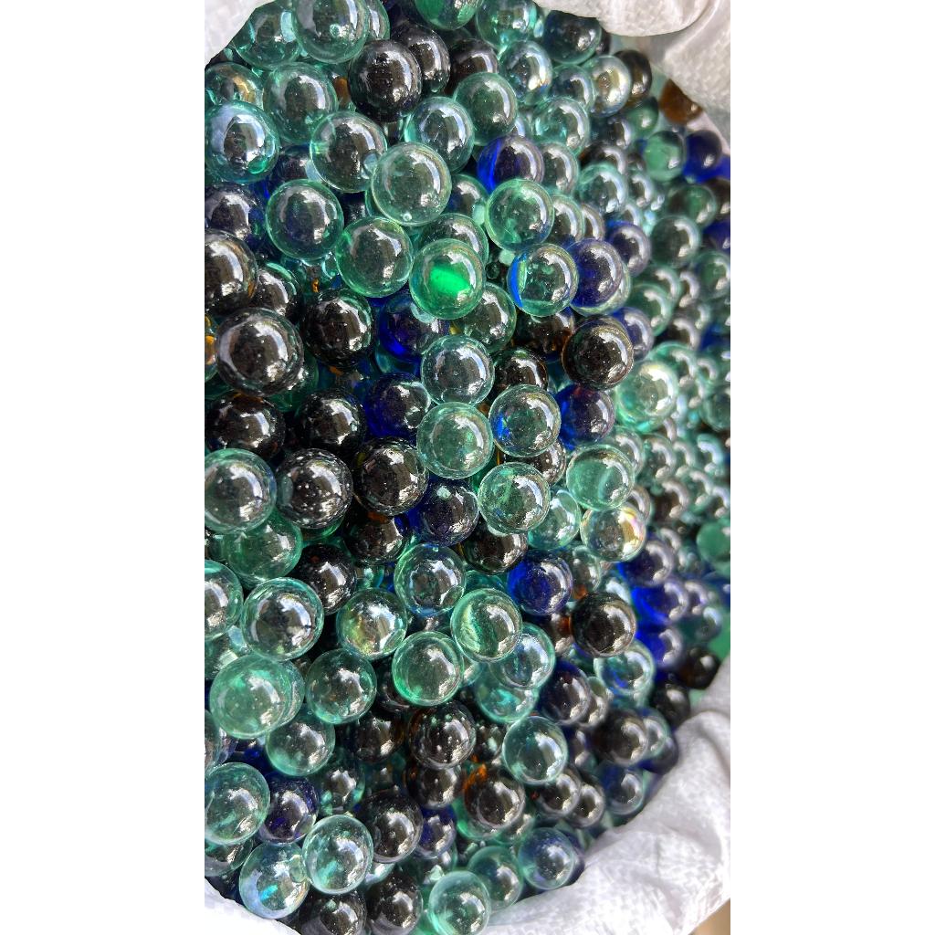 mainan koleksi isi 100 biji Kelereng galaxy/kelereng galaxy