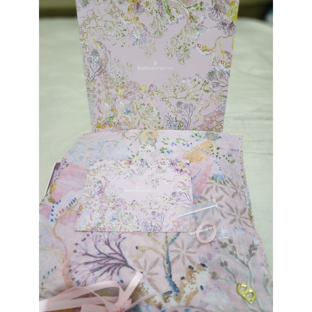 Misol Buttonscarves Jellyfish, The Wave Lagoon, Voal Square