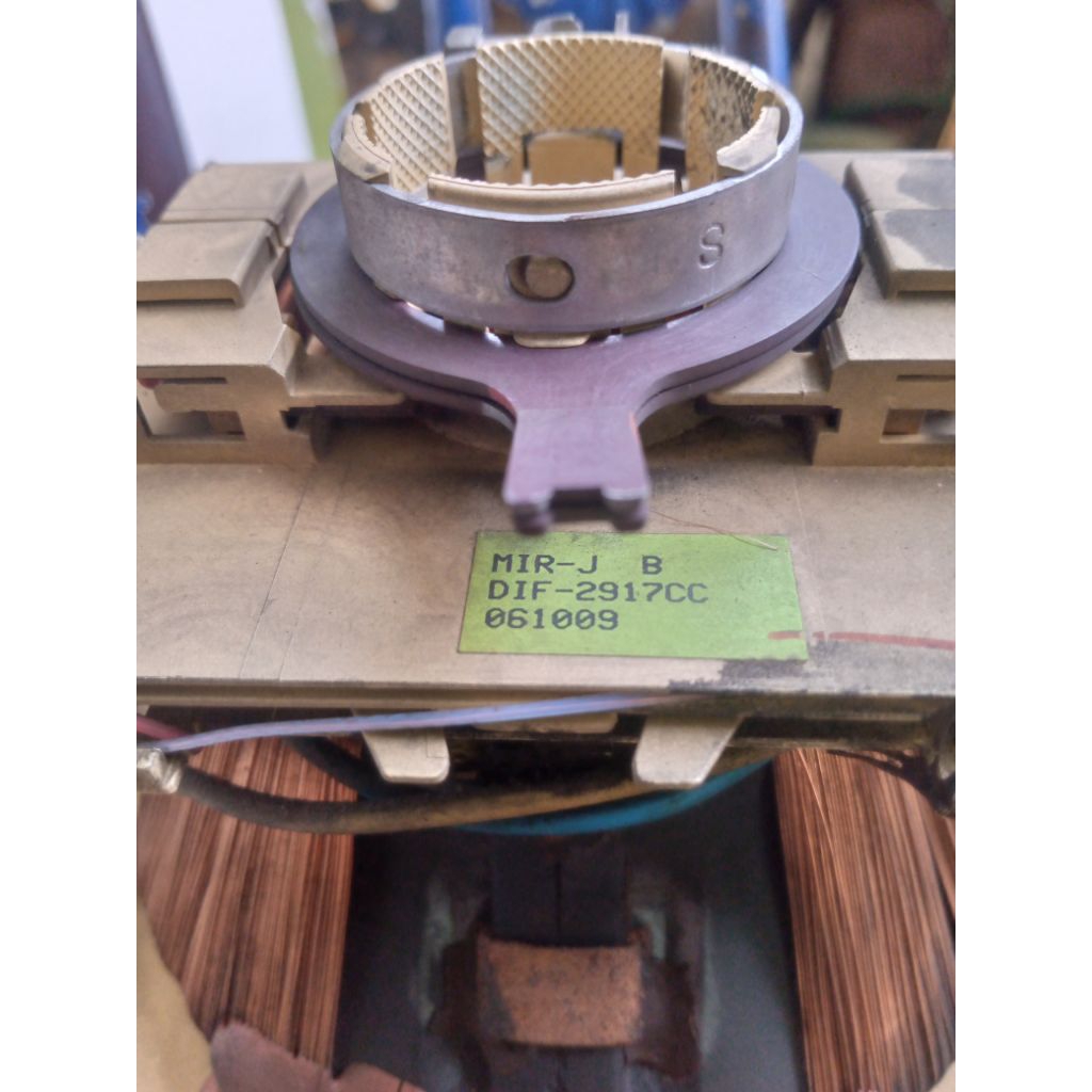 Yoke, konde TV tabung flat 29inc merk Sanyo, normal.