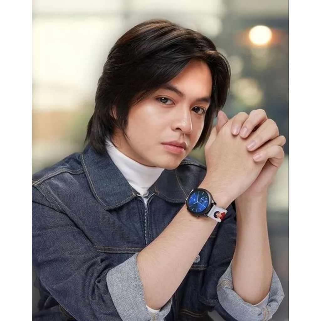 WIG PRIA TAMPAN BELAHAN SAMPING PENDEK KEREN