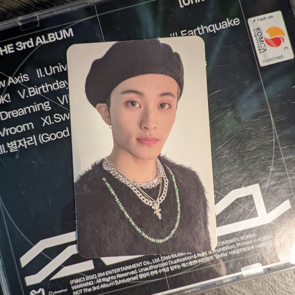 PHOTOCARD OFFICIAL MARK NCT UNIVERSE