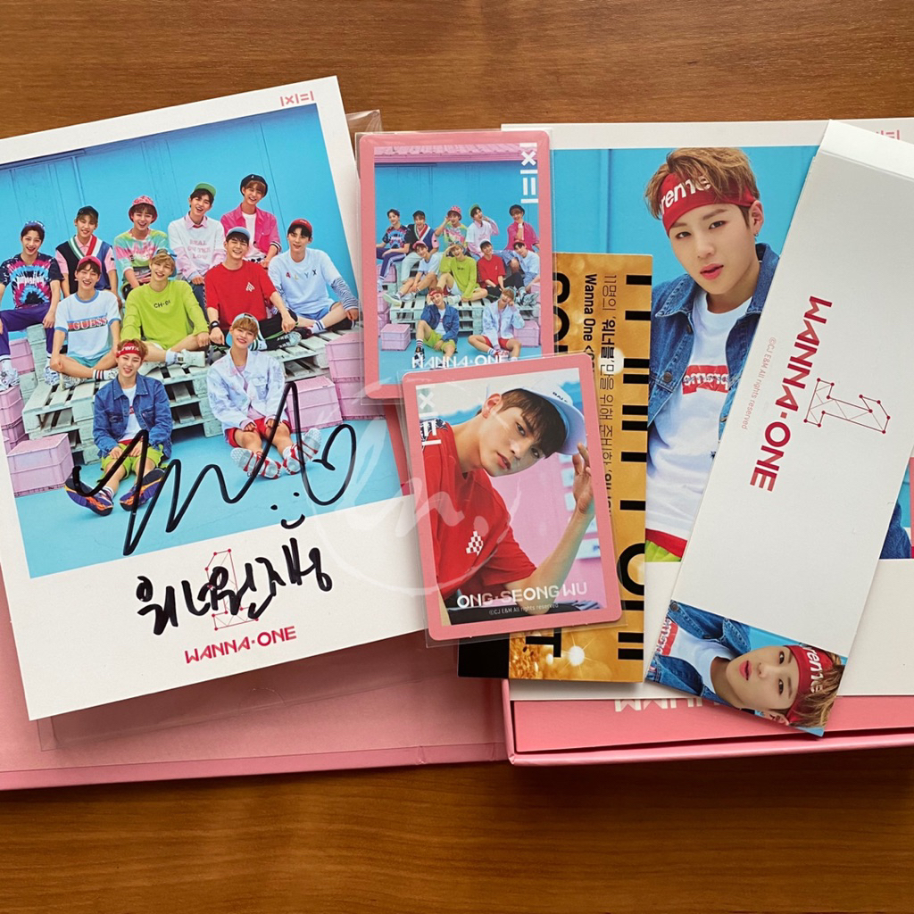 WANNA ONE ALBUM - TO BE ONE PINK VER SIGNED BY JISUNG OFFICIAL MWAVE / COVER SUNGWOON PHOTOCARD ONG 