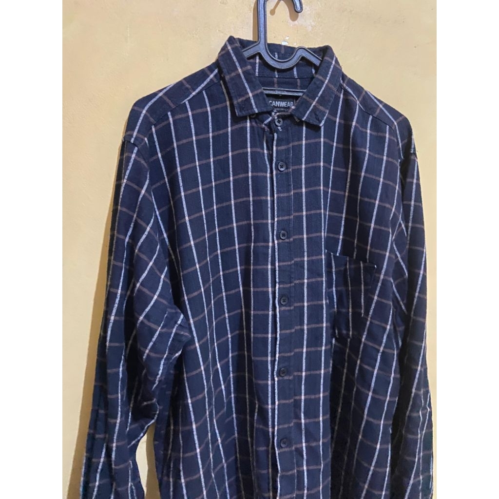 Kemeja unisex/pakaian wanita pria kotak-kotak/ Navy [PRELOVED]