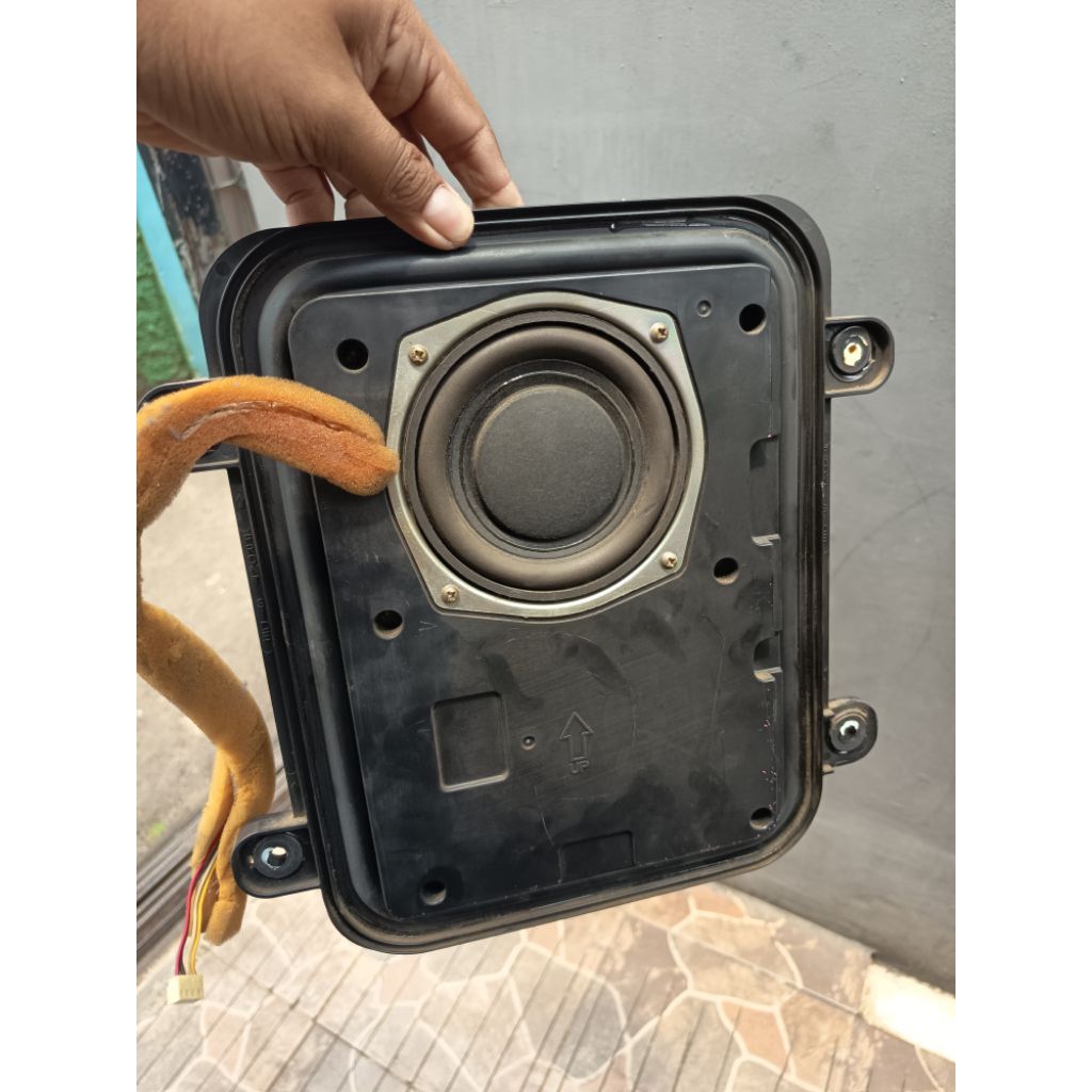 Subwoofer bekas TV polytron