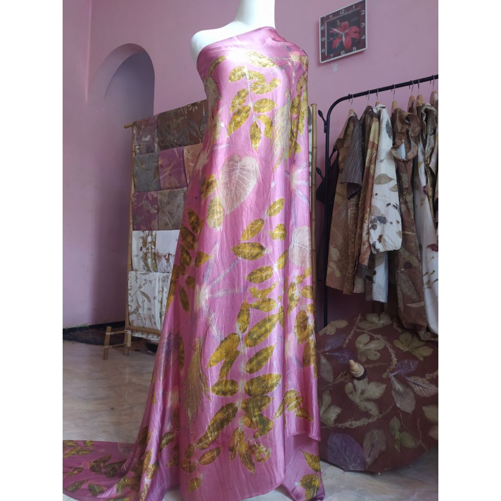 Kain Ecoprint Handmade Sutra