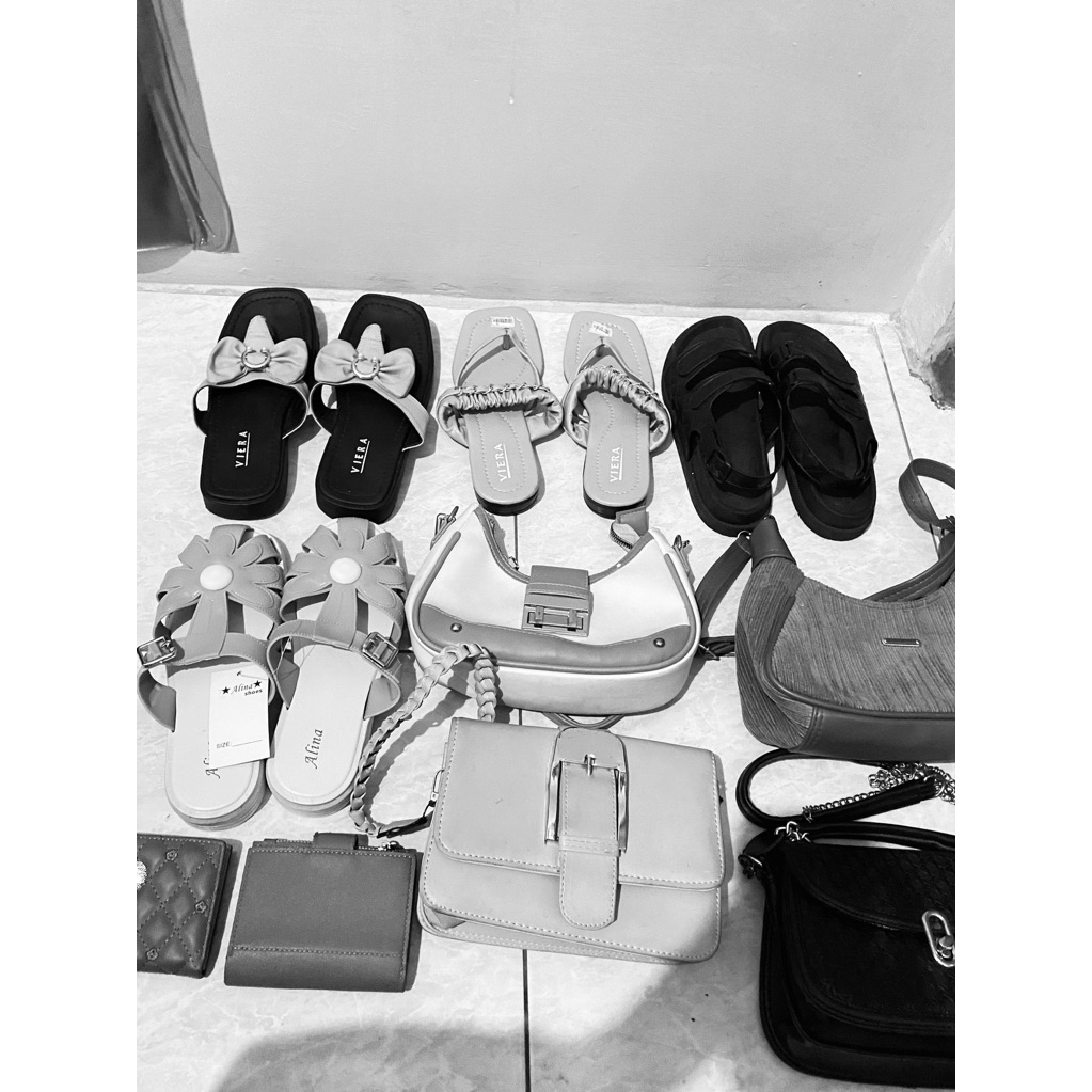 Sepatu Preloved | Sendal preloved | Sendal wanita | Tas wanita Preloved