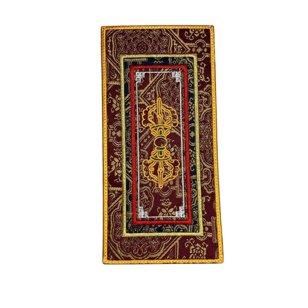 Kain Tatakan Alas Vajra Bell Alat Ritual Vajrayana Tibet