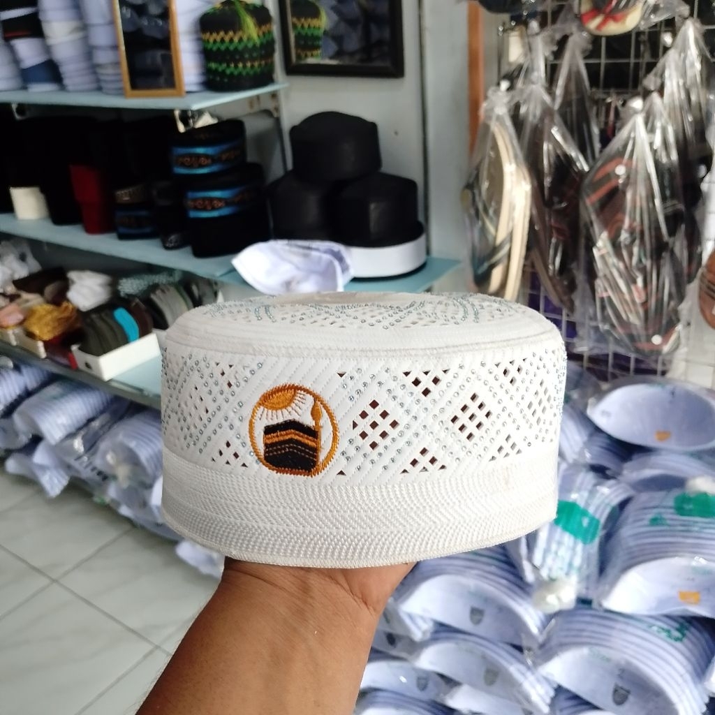 Peci Bugis Manik Original Impor Saudi Kopyah bugis songkok Bugis peci putih peci haji busana muslim 