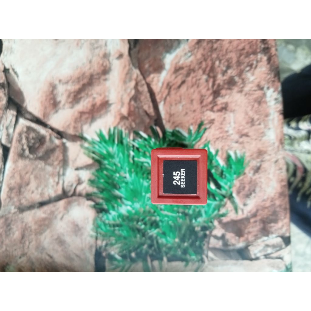 preloved lipstik Maybelline 245 sekeer ORI isi 100%