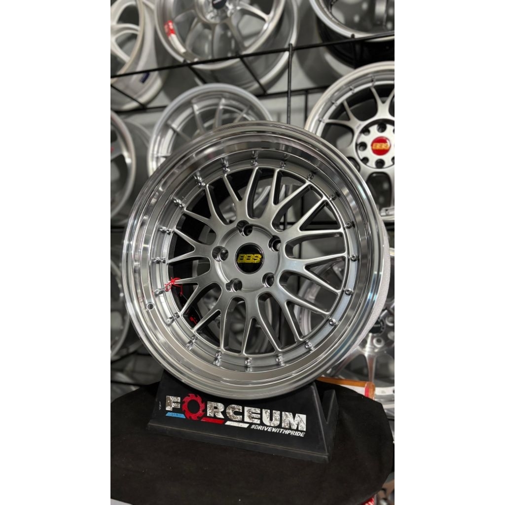 velg BMW model bbs lm r18 hyper black lip polish pcd 5x120 kondisi baru