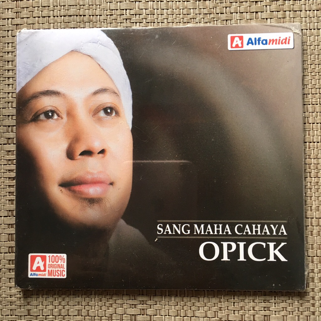 CD Opick - Sang Maha Cahaya | Segel