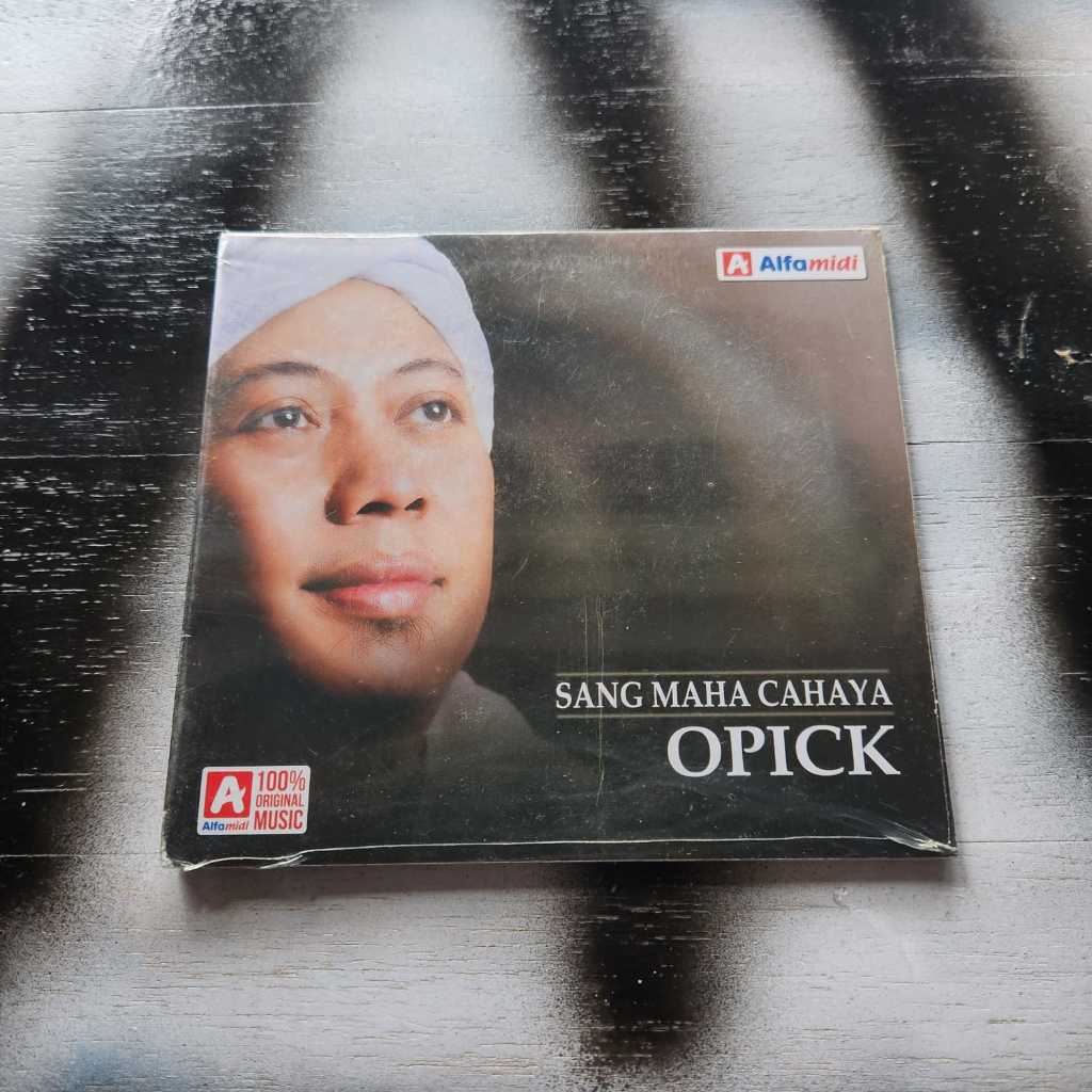 CD OPICK - Sang Maha Cahaya - SEGEL