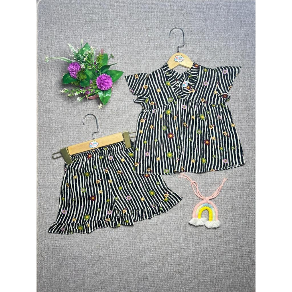 One set Rayon Anak Perempuan1-5 Tahun Celana Pendek