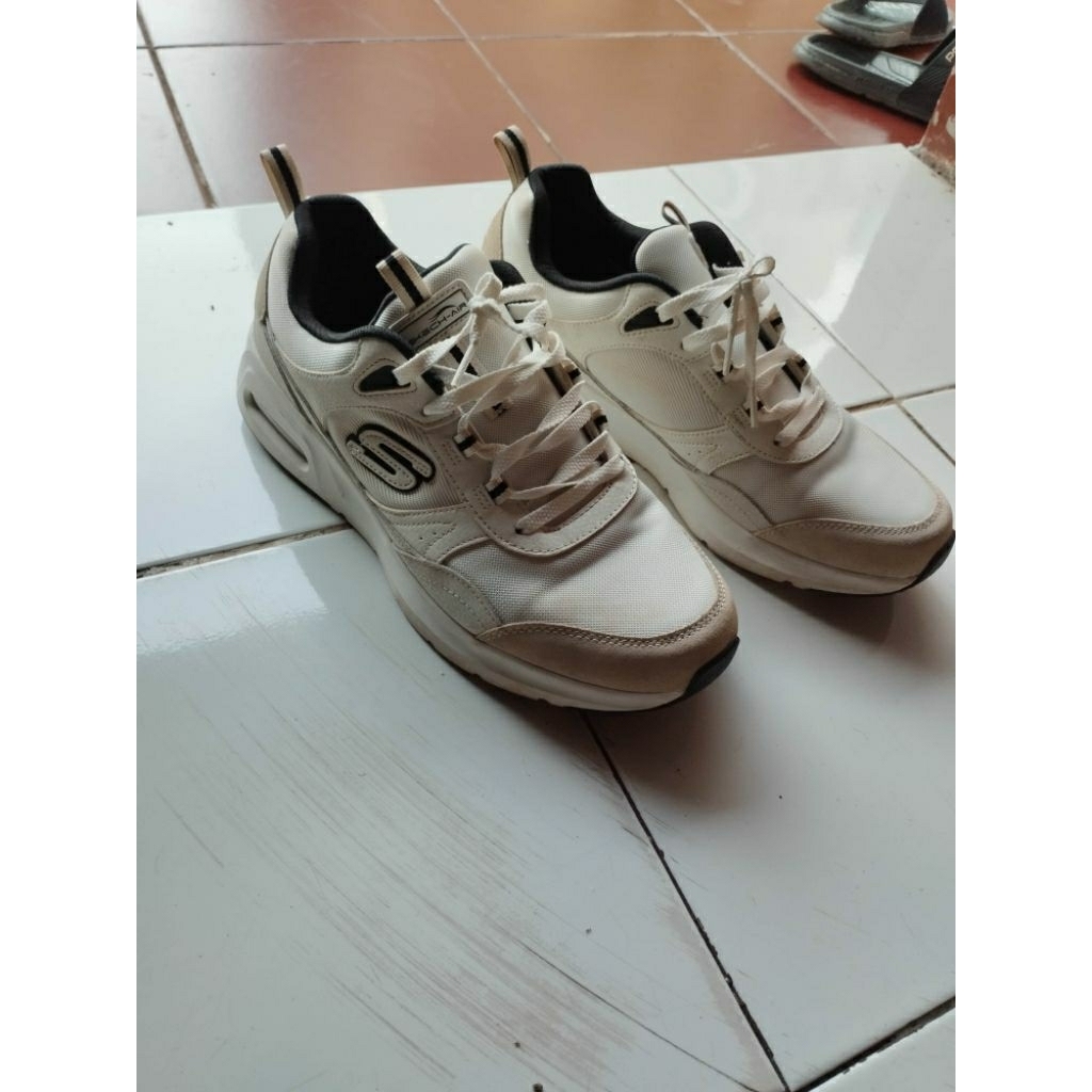 Skech-air homegrown sz 43