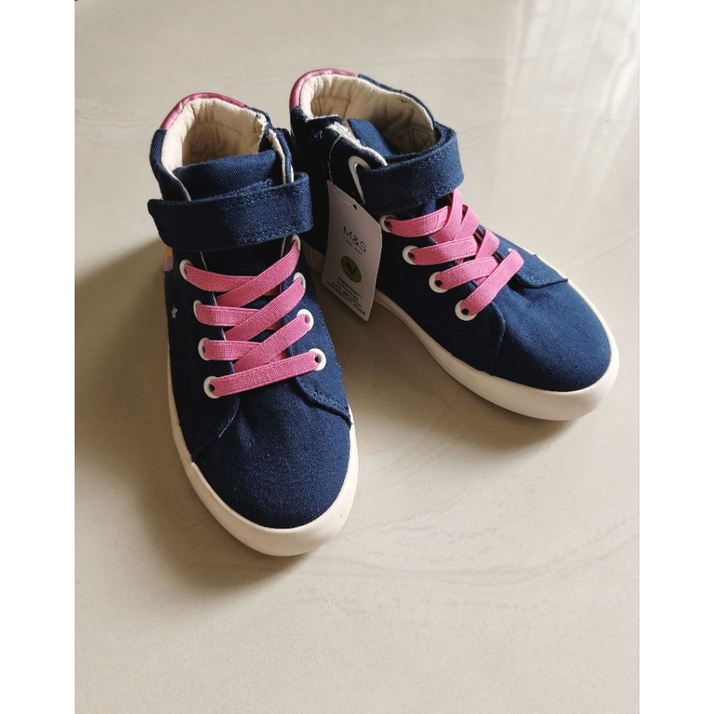 Sepatu anak perempuan/ sneakers anak cewek/ sepatu sneakers anak