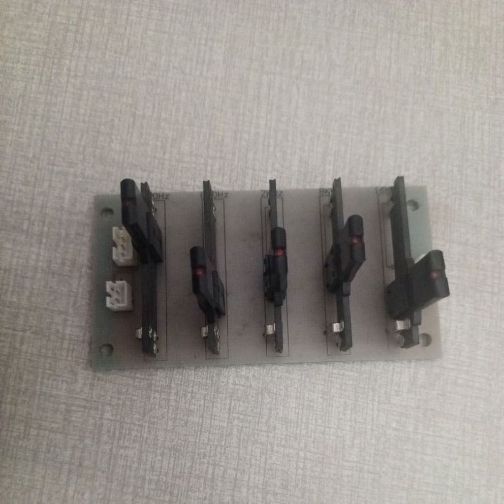 Mini equalizer plus LED 5ch