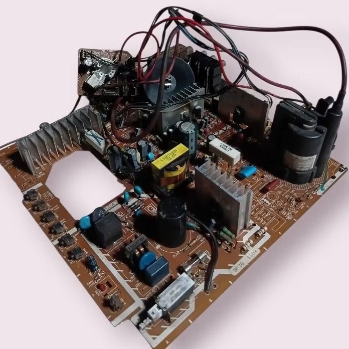 mesin tv sanyo 21inch slim jual gembling