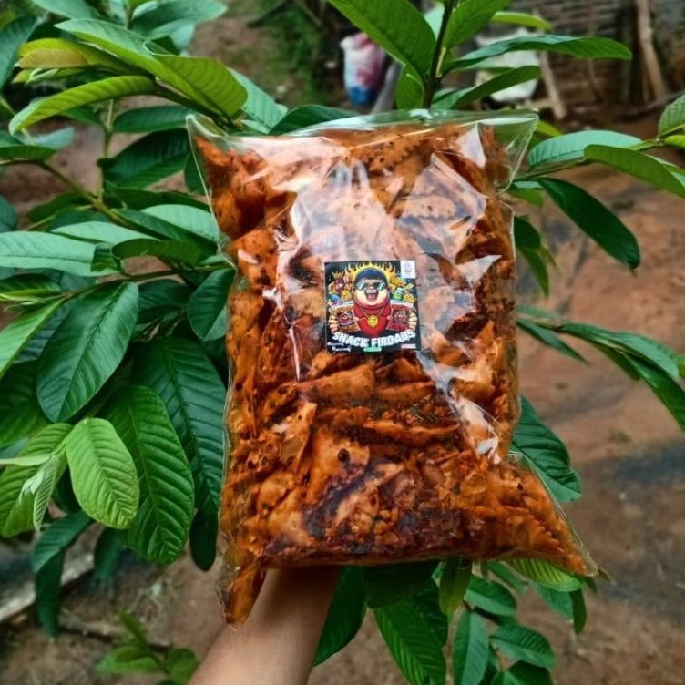 1kg pangsit pedas daun jeruk