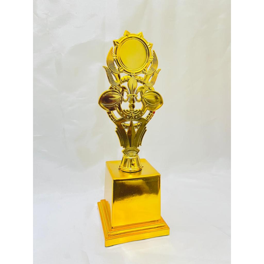 PIALA SATUAN FIGUR PRAMUKA TERBARU TATAKAN EMAS|TINGGI 30CM