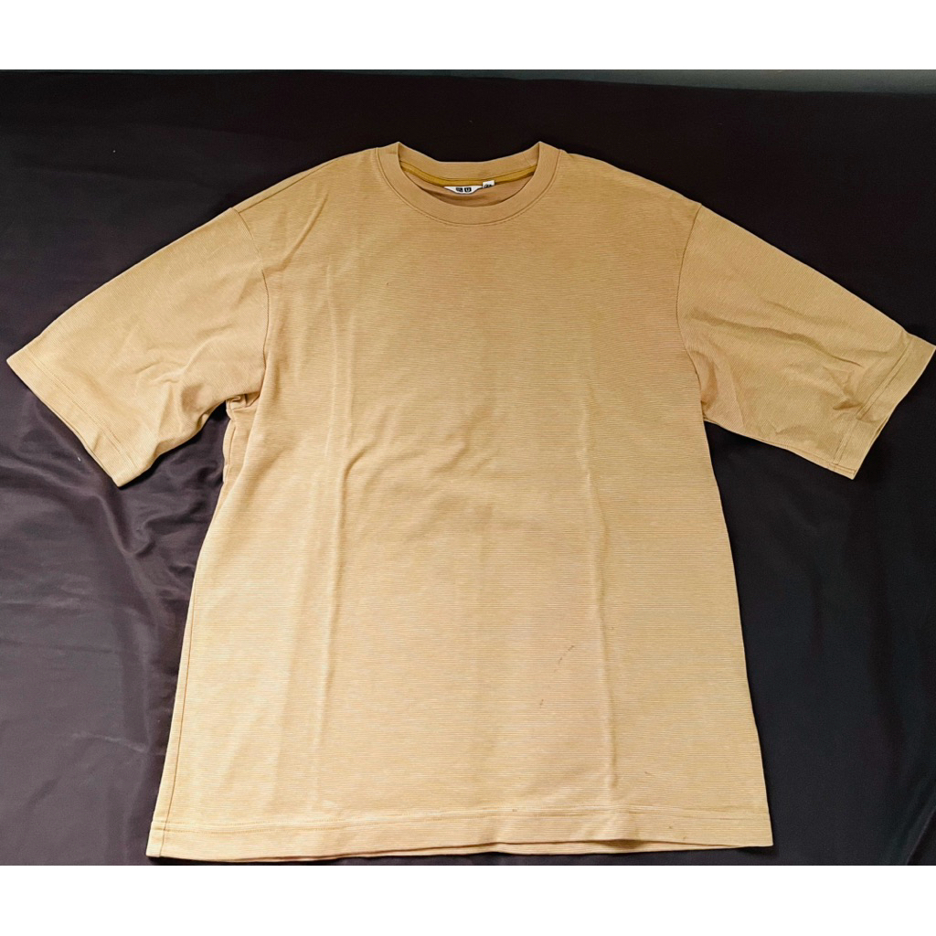 Uniqlo Tshirt AIRism Garis