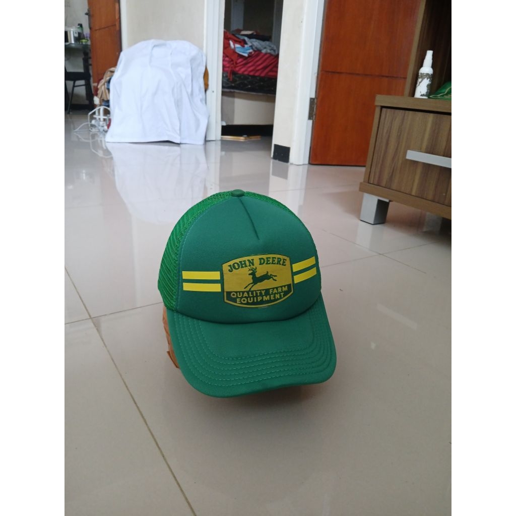 topi jhon deere jaring sejuk seperti baru
