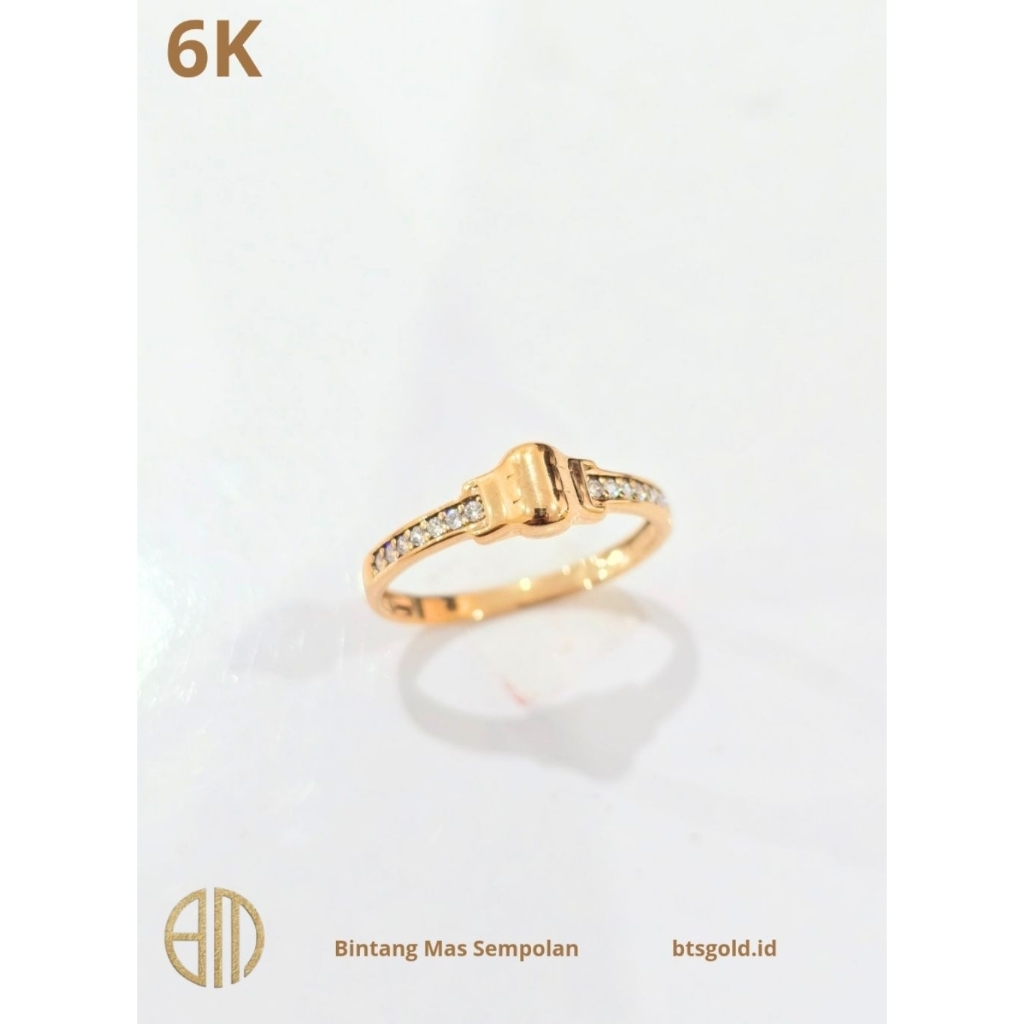 Cincin  Emas Permata Putih Dengan Model Elegan Emas Asli