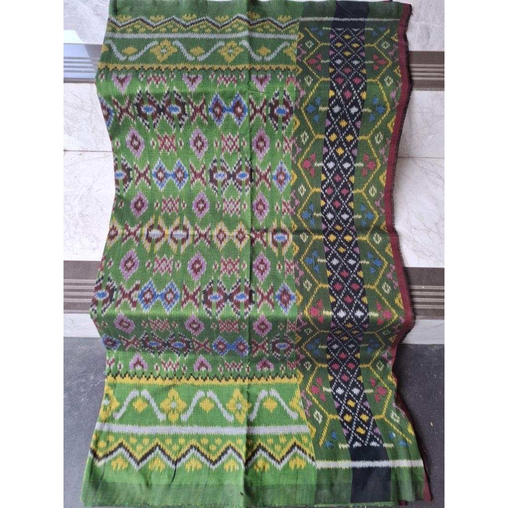 KAIN TENUN ENDEK CSM BALI MOTIF TUMPAL