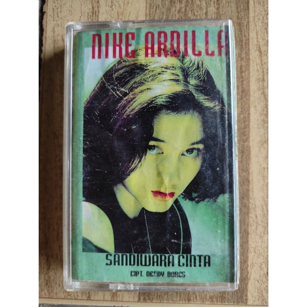 kaset pita NIKE ARDILLA "sandiwara cinta"