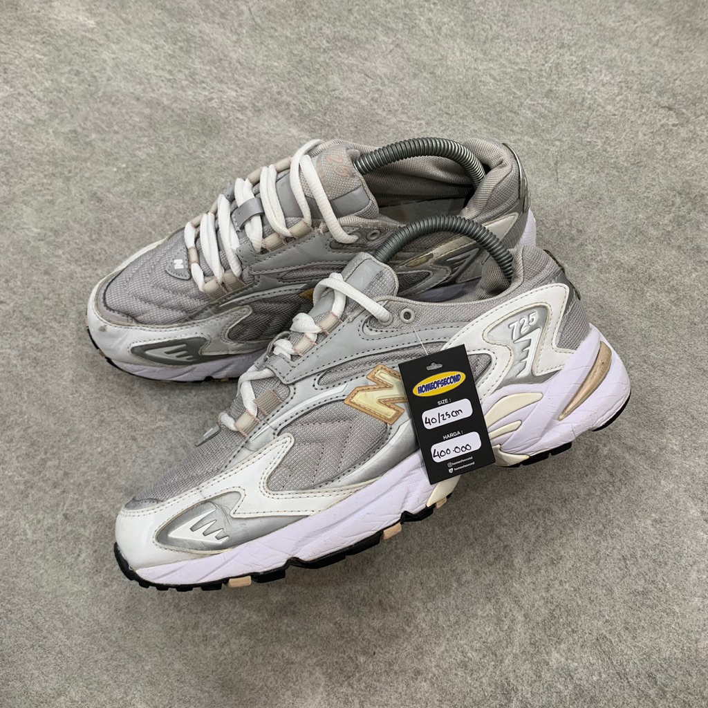 New Balance 725 Grey White