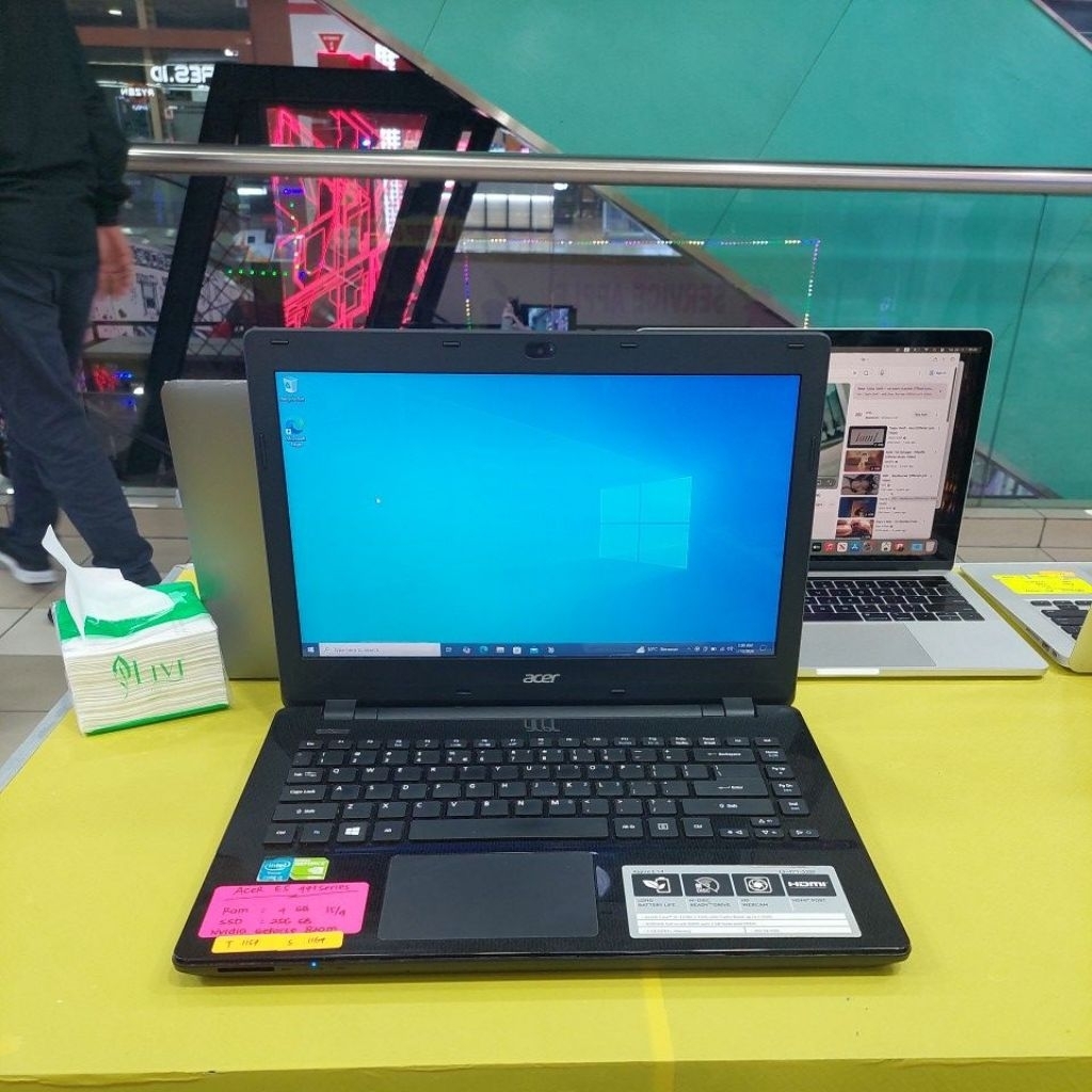 laptop acer aspire e5 471 series core i5 421 core i5 4210U ram 4gb ssd 256gb nvidia geforce 820m 116