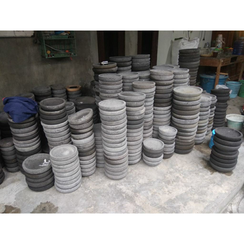 cobek, layah, lemper batu asli muntilan ukuran 15/16cm plus ulegan satu set KUALITAS PREMIUM HARGA P