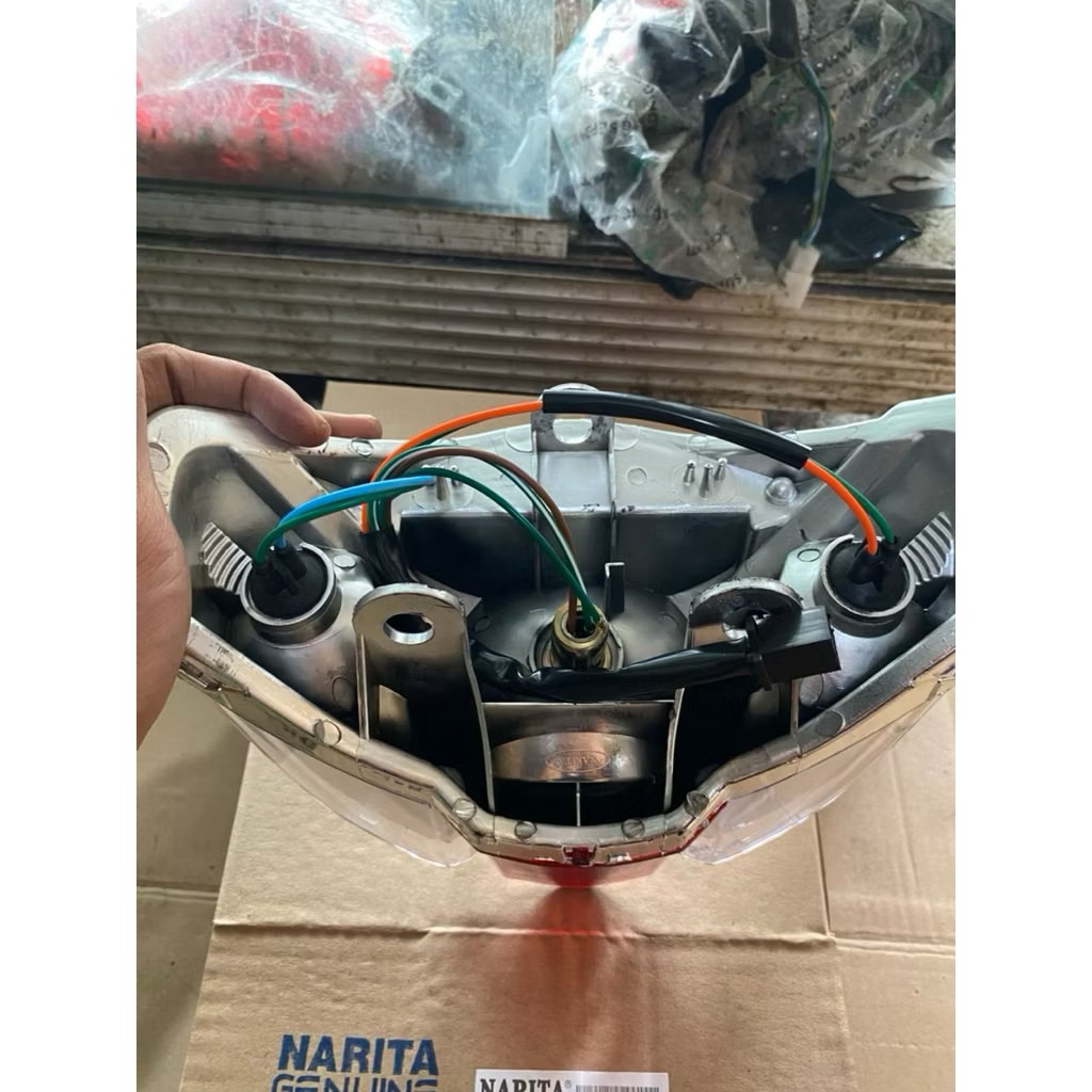 LAMPU BELAKANG HONDA BLADE Lama Old 2008 - 2011 / Lampu Stop Honda Blade Lama Old 2008 - 2011 / Lamp