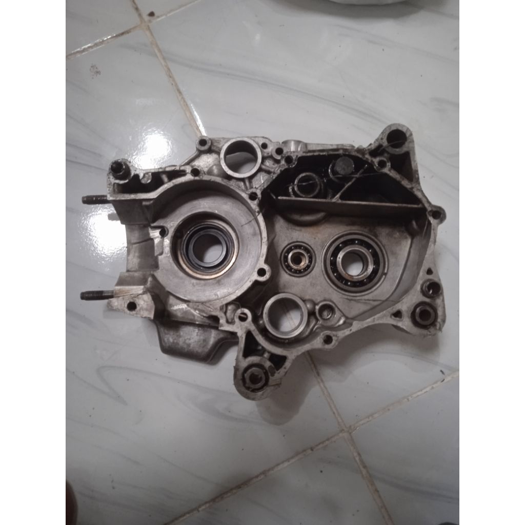 krengkes crankcase crangkes kiri Yamaha fizr poswan forceone original