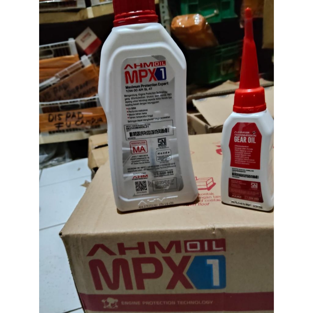 Oli MPX 1 0.8 L oli MPX 1 + oli gir AHM oli pelumas mesin
