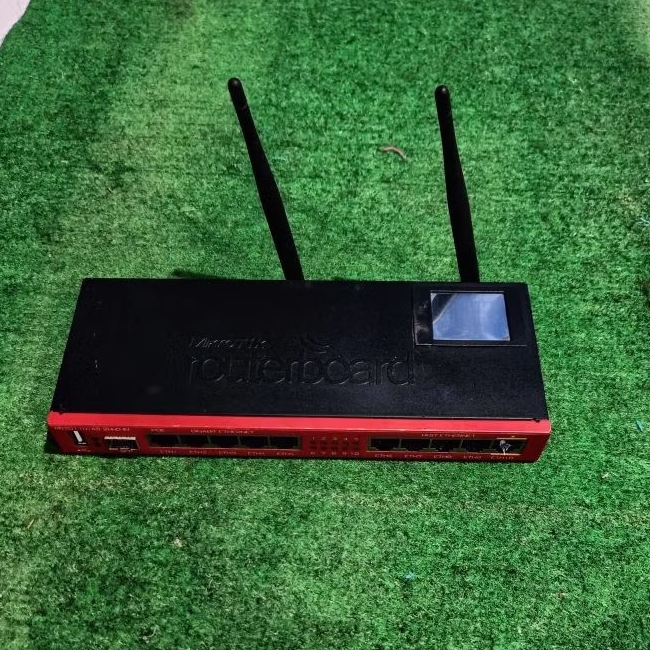 MikroTik RB2011UiAS-2HnD Bekas NORMAL