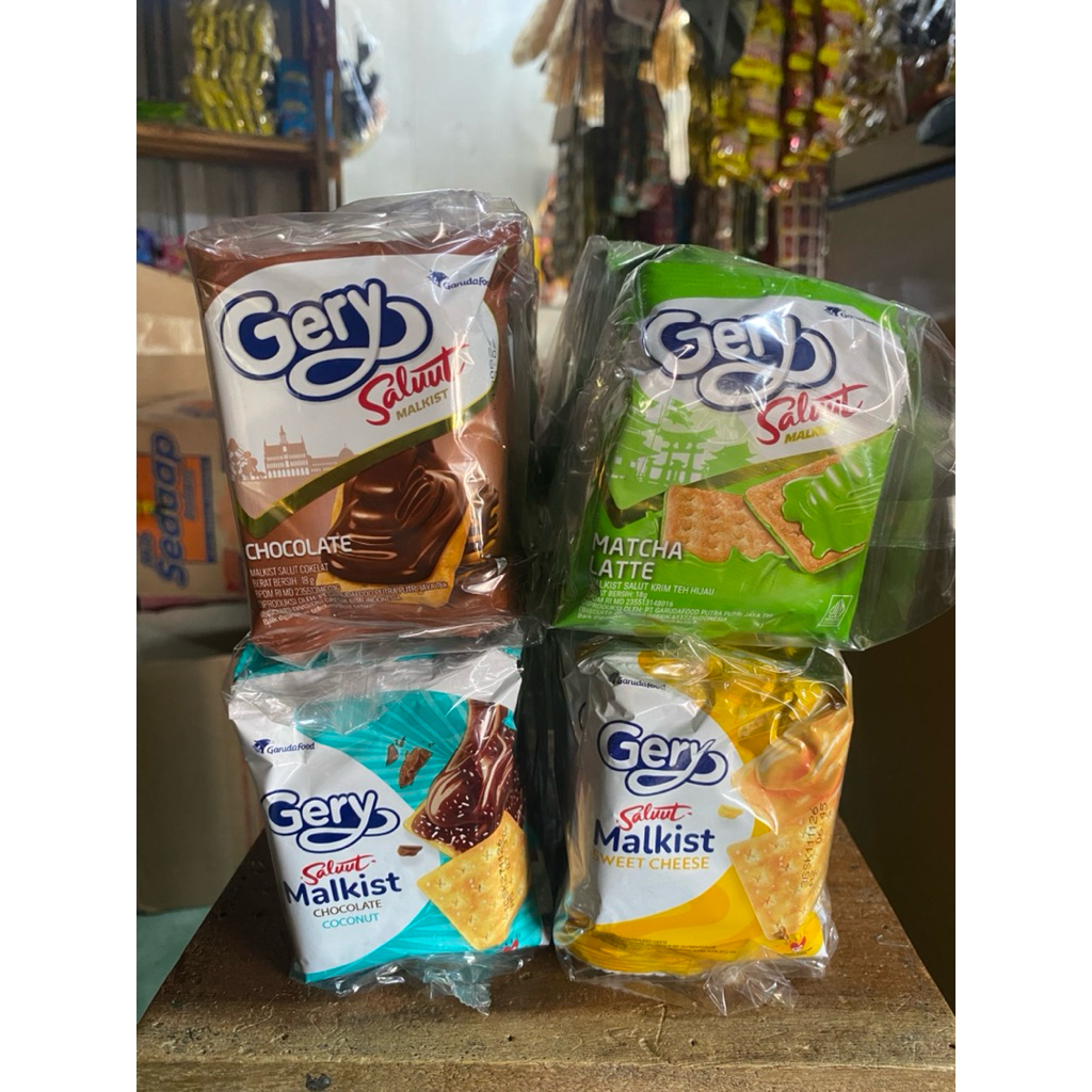Gery Salut Malkist Renteng Rasa Keju 18g x 10 pcs - Camilan Renyah dan Manis