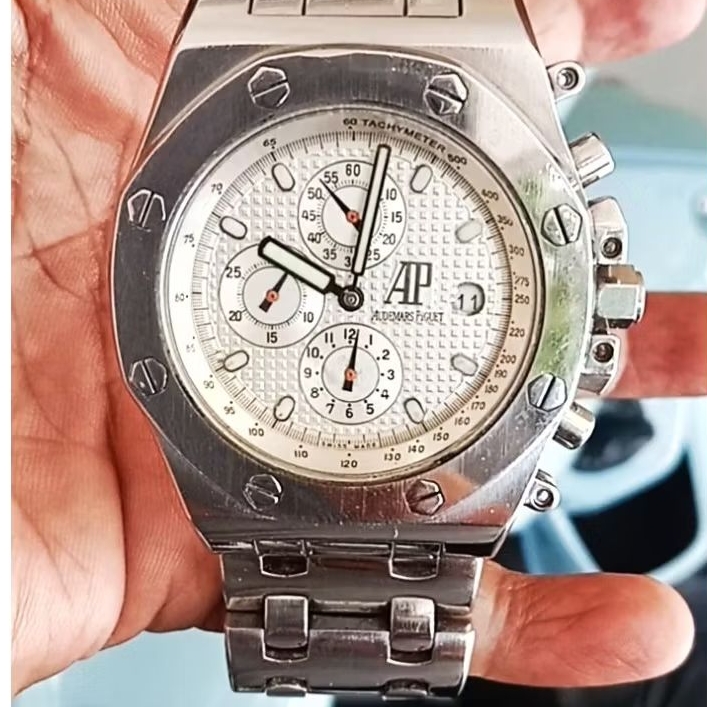 Jam AP ( Audemars Piguet)