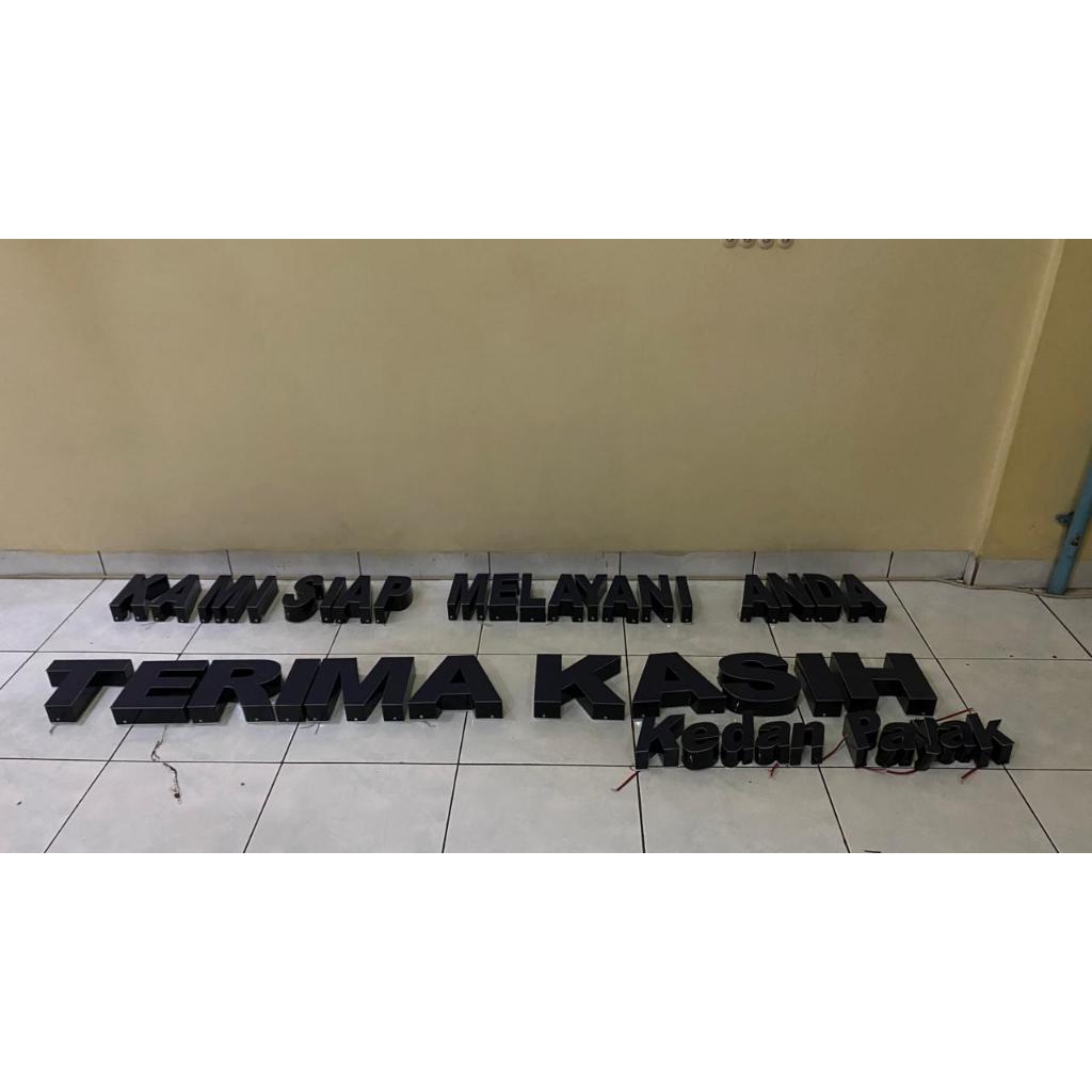 Huruf timbul akrilik non lampu