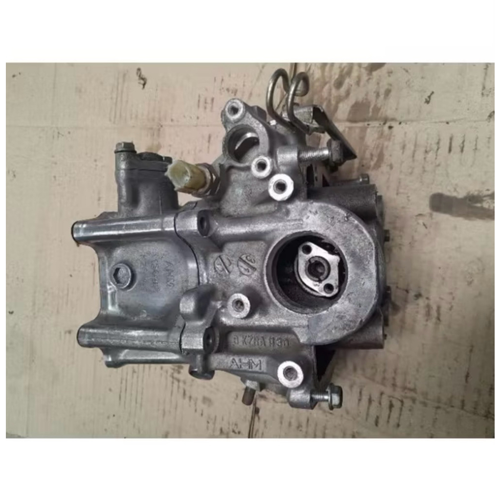 Blok cylinder head blok seher boring kop vario 125 old PNP vario 125 led 2015 - 2019 Original Copota